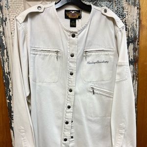 Vintage Ladies Harley Davidson cream color snap front shirt.